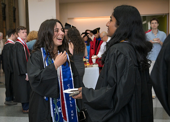 Chemistry_Graduation_2024_002