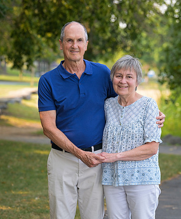 Lloyd_Family_Portrait_079