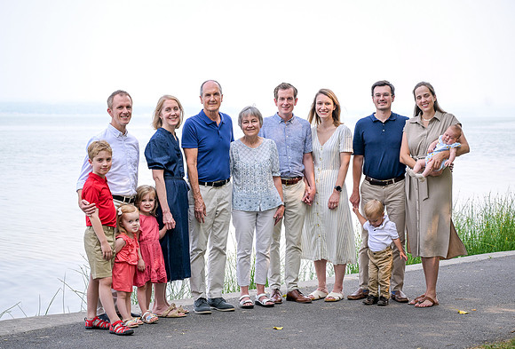 Lloyd_Family_Portrait_004