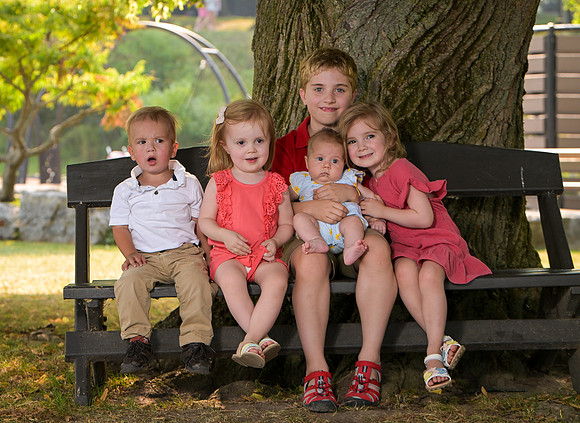 Lloyd_Family_Portrait_112