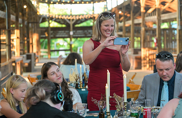 Johansen_Foito_Wedding_Celebration_009