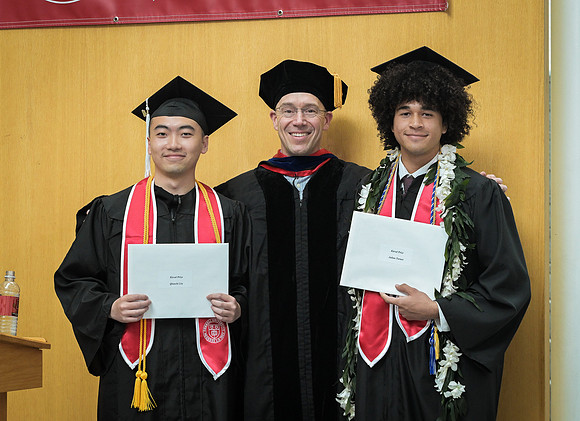 Cornell_Physics_Undergraduate_Commencement_2025_016