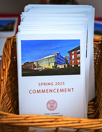 Cornell_Physics_Undergraduate_Commencement_2025_001