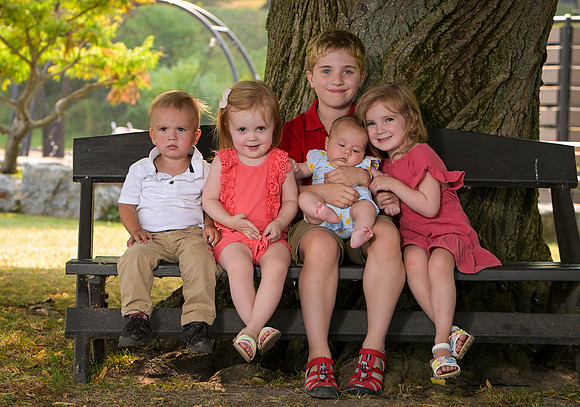 Lloyd_Family_Portrait_111