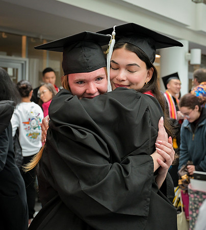 Cornell_Physics_Undergraduate_Commencement_2025_100