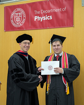 Cornell_Physics_Undergraduate_Commencement_2025_042