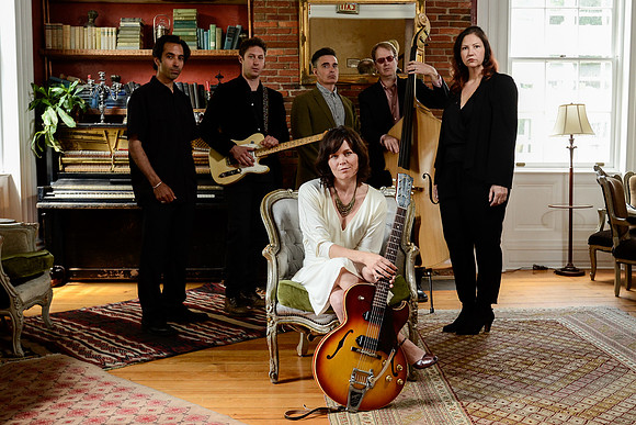 Bronwen Exter Band