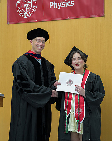 Cornell_Physics_Undergraduate_Commencement_2025_039