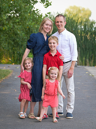 Lloyd_Family_Portrait_097