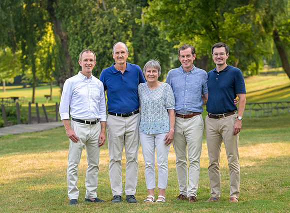Lloyd_Family_Portrait_038