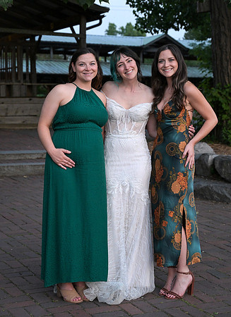 Johansen_Foito_Wedding_Celebration_075