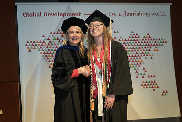 Global_Dev_Graduation_Ceremony_2024_024