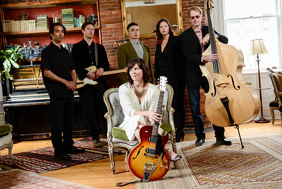 Bronwen Exter Band