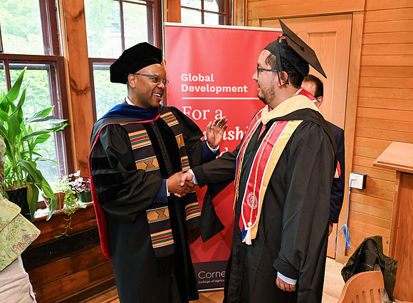 Global_Development_Graduation_Reception_020